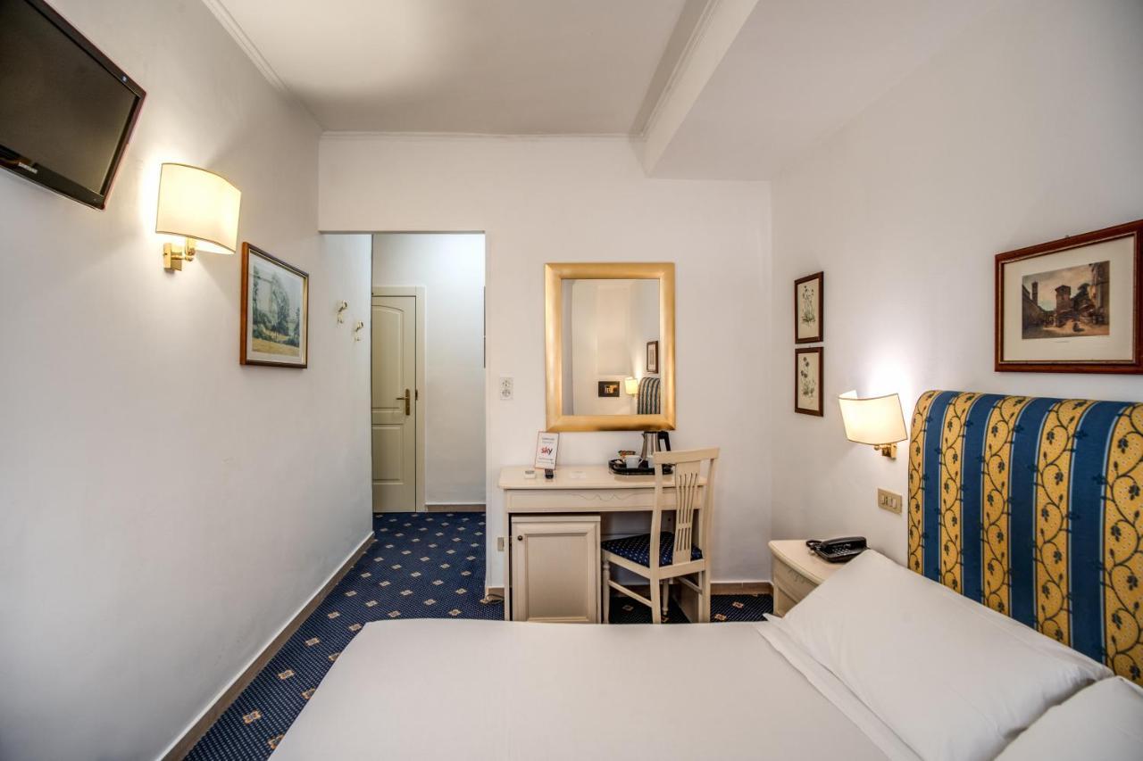 Hotel Napoleon 4*